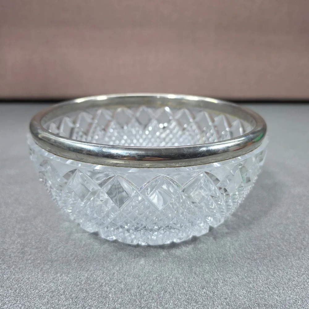 Cut Glass‎ Bowl 8 Inch Clear Excellent Silver Rim Diamond Cut